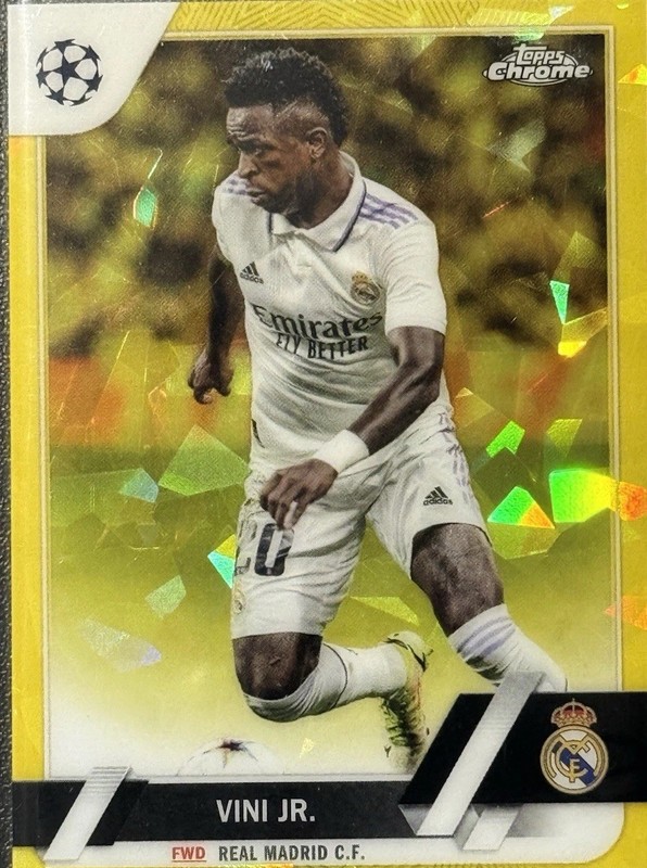 Vini Jr 2022-23 Topps Chrome Yellow Sapphire 62/99 Real Madrid