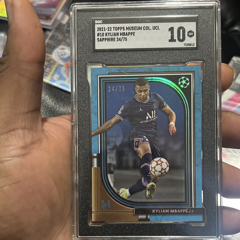 Topps Museum Collection UCL Kylian Mbappé PSG #10 Sapphire /75 SGC 10