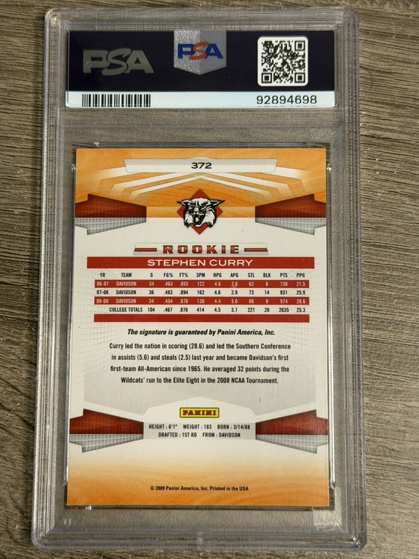 2009-10 Panini - Rookie Stephen Curry #372 (RC) Autographed view 2