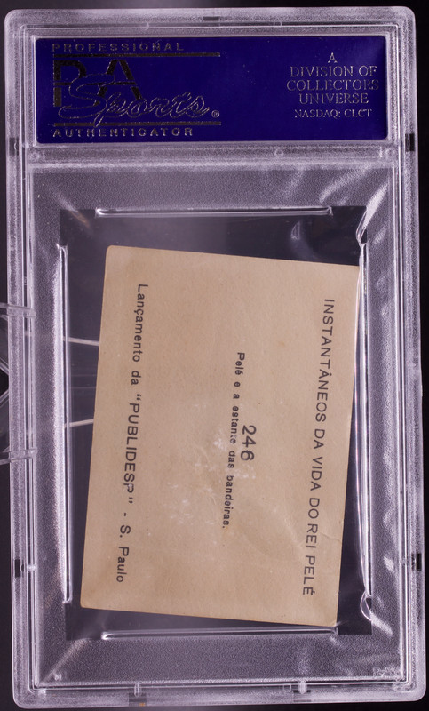 1964 Instantaneos Da Vida #246 Pele PSA 1 PR Santos FC Flag Brazil Soccer Card view 2