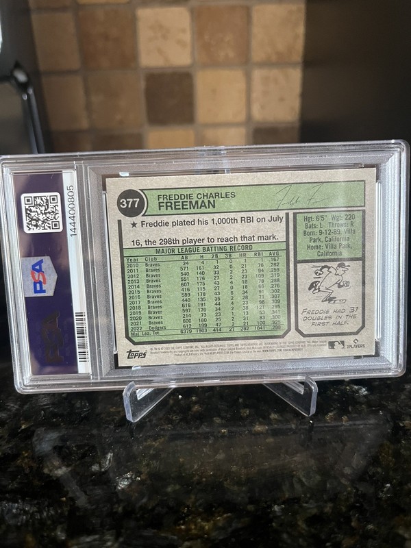 2023 Topps Heritage Freddie Freeman #377 Chrome-Blue Sparkle Refractor PSA 9 view 2