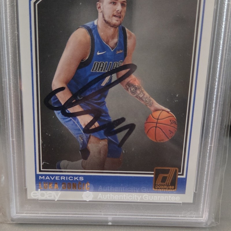 Panini Donruss 2018-19 Rated Rookie Luka Dončić #177 PSA/DNA Auto 85457224