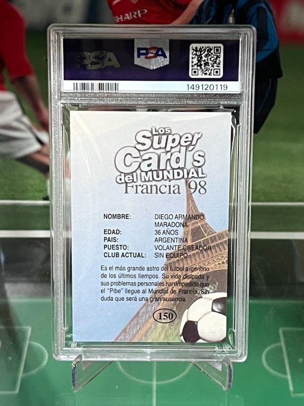 1998 Los Super Card's del Mundial Francia Diego Maradona #150 PSA 8 view 2