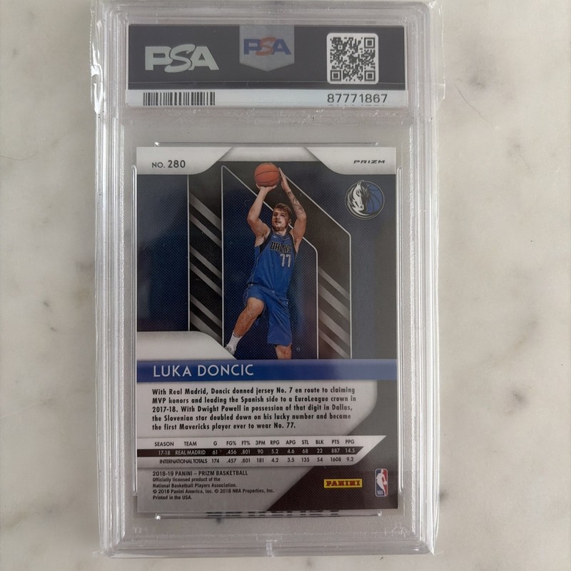 2018 Panini Prizm #280 Luka Doncic Red/White/Blue Rookie Auto PSA Authentic  view 2