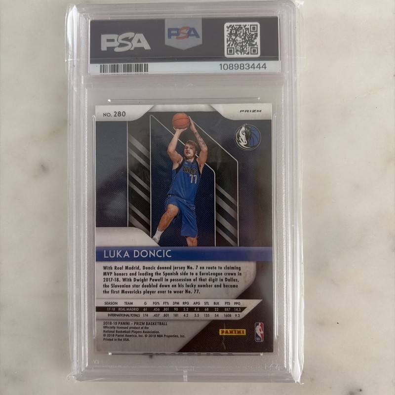 2018 Panini Prizm #280 Luka Doncic Red Ice Rookie Auto PSA Authentic READ view 2