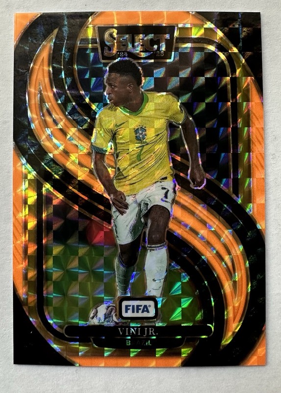 2024-25 Panini Select Fifa - Mezzanine Vinicius Junior #163 Fluorescent /125