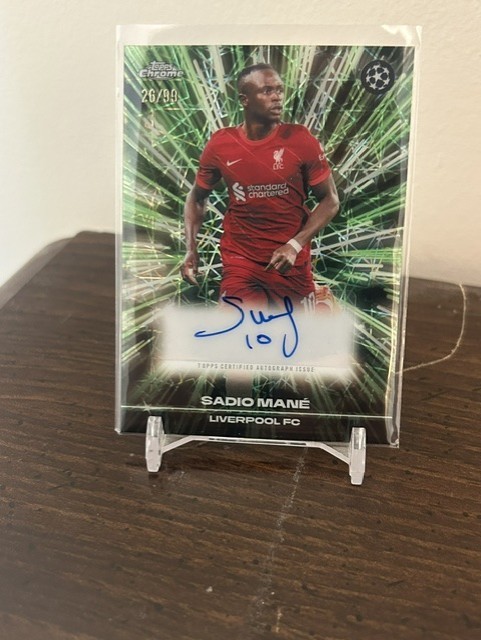 25-25 Topps Chrome UCC Sadio Mane Black Lazer Auto Green #d/99 LIVERPOOL view 2