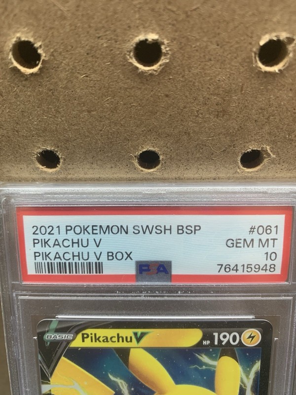 PSA 10 GEM Mint Pikachu V SWSH061 Pikachu V Box Holofoil 2021 view 2