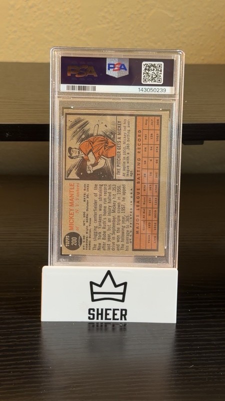 Topps 1962 Topps Mickey Mantle #200 New York Yankees PSA 2 Graded Card view 2