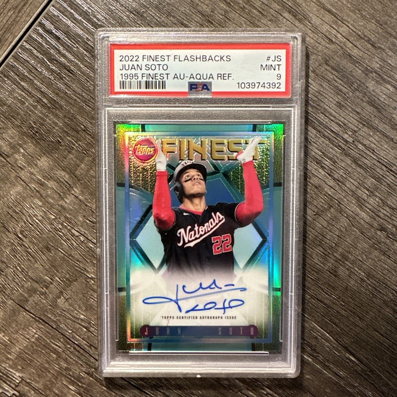 Juan Soto 2022 Topps Finest Flashbacks 1995 Aqua Refractor Auto 04/20 PSA 9