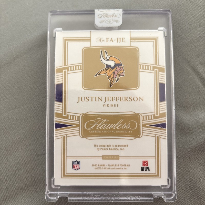 2023 Panini Flawless Flawless Achievements Justin Jefferson Auto 1/20 view 2