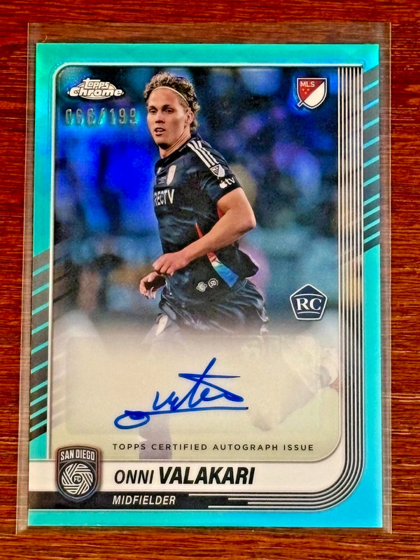 Onni Valakari 2025 Topps Chrome MLS Rookie San Diego FC Finland Aqua Auto /199 view 1