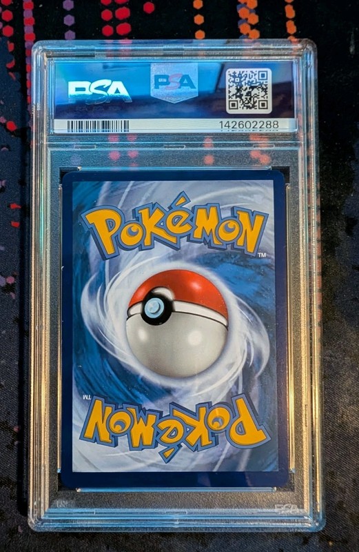 2022 POKEMON SWORD & SHIELD LOST ORIGIN #TG16 FULL ART/PIKACHU V PSA 8 view 2