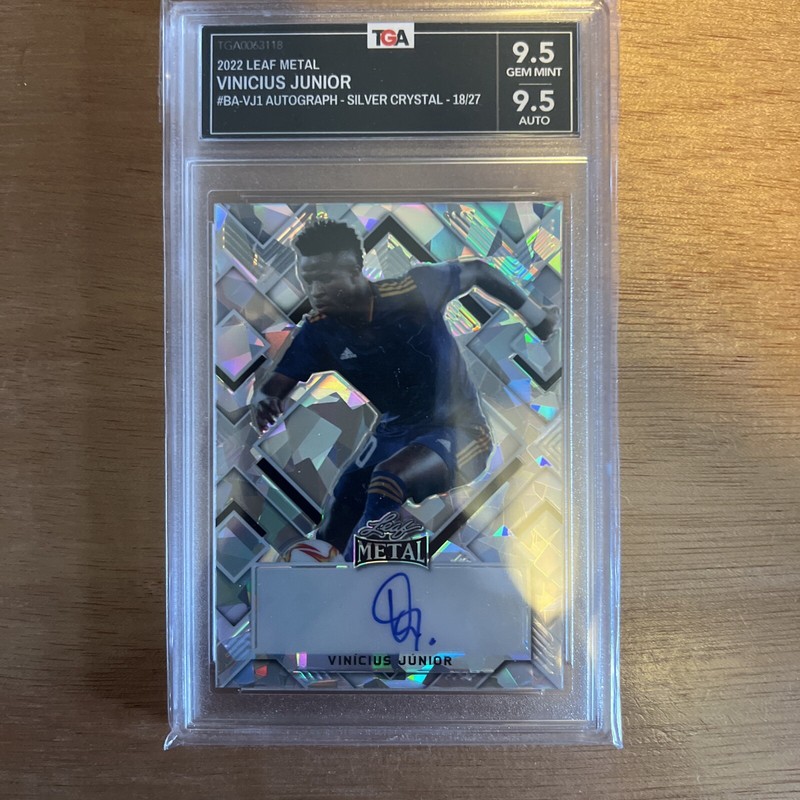 Vinicius Jr. Auto /27 Professionally Graded 9.5