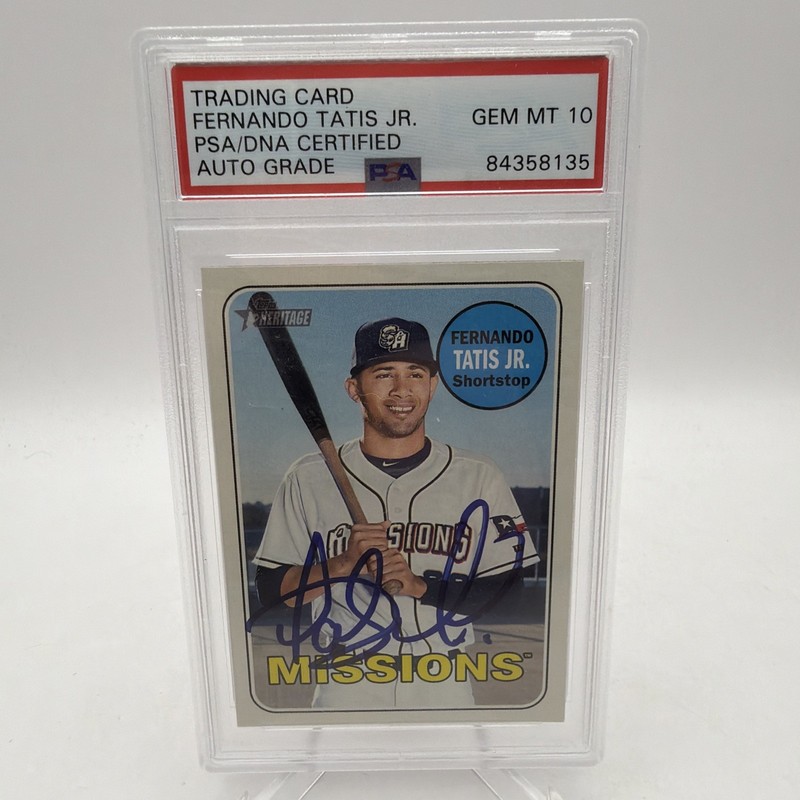 Fernando Tatis Jr. Topps Heritage Minor League RC PSA/DNA CERT AUTO PSA 10