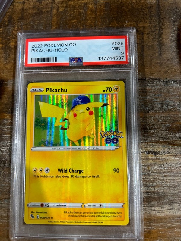 POKEMON 2022 Go PIKACHU Holo #028 PSA 9 Mint RARE