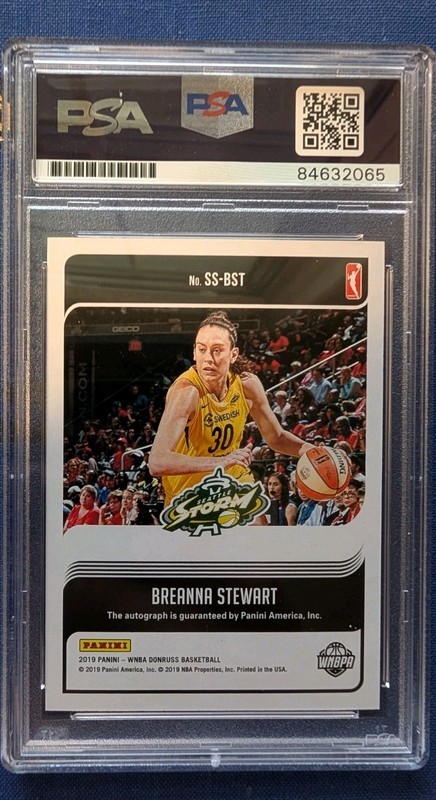 2019 Panini Donruss WNBA Signature Series Breanna Stewart #SS-BST PSA/DNA 10 Sig view 2