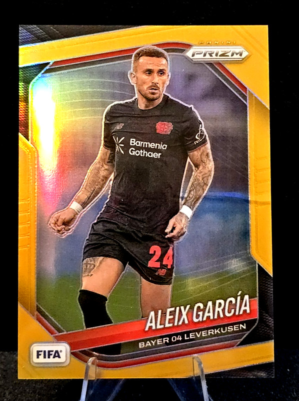 2025-26 PANINI PRIZM FIFA True Gold 1/10 ALEIX GARCIA Bayer Leverkusen