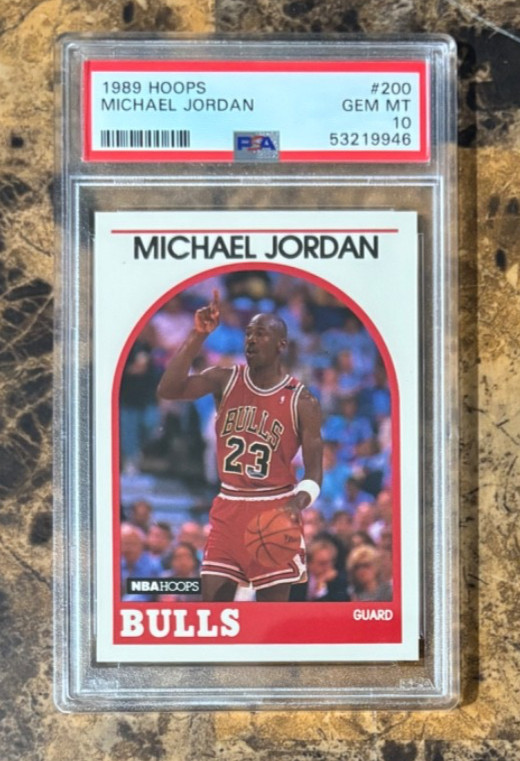1989 HOOPS BASKETBALL #200 MICHAEL JORDAN PSA 10