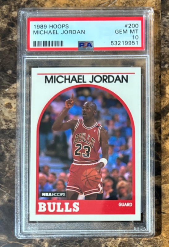 1989 HOOPS BASKETBALL #200 MICHAEL JORDAN PSA 10