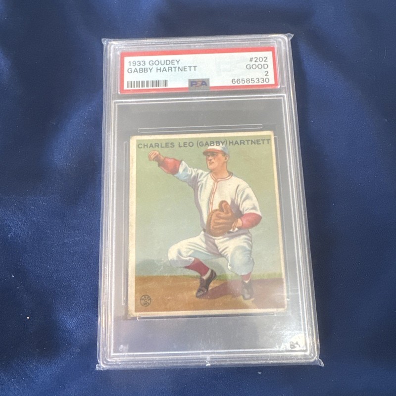 1933 GOUDEY #202 GABBY HARTNETT PSA GOOD 2 CHICAGO CUBS BASEBALL CARD.