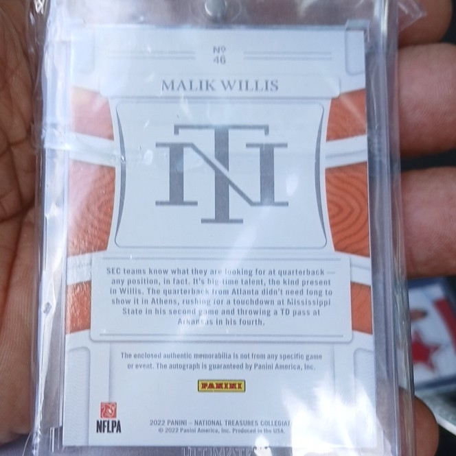 Panini 2022 National Treasures Malik Willis Rookie Patch Auto #46 Auburn /10 view 2
