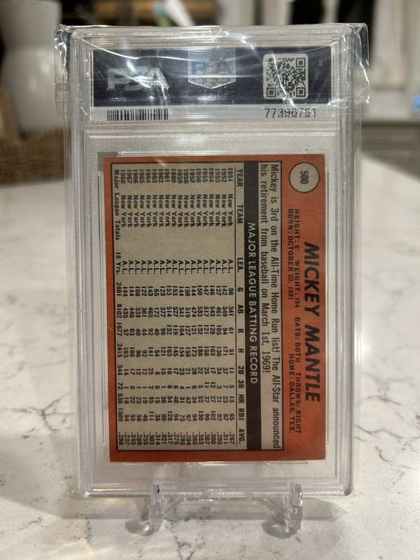 Topps 1969 Mickey Mantle #500 Last Name in Yellow Yankees PSA 3 Graded view 2
