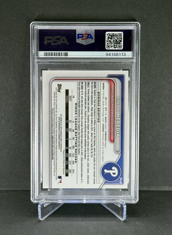 2024 Bowman Chrome Sapphire Raylin Heredia 1st Gold Auto 26/50 PSA 10 Phillies  view 2