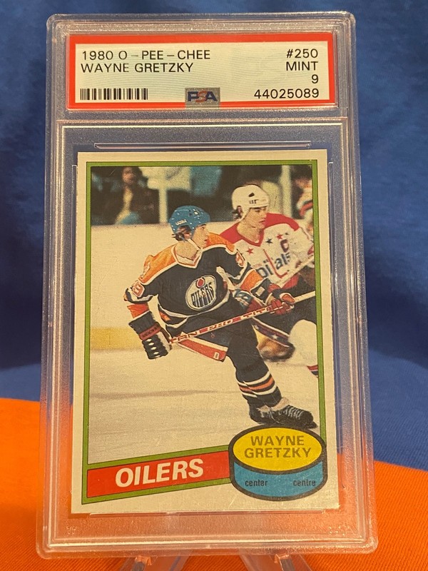 1980-81 OPC Wayne Gretzky 2nd year Base Card #250 - Vintage PSA 9!