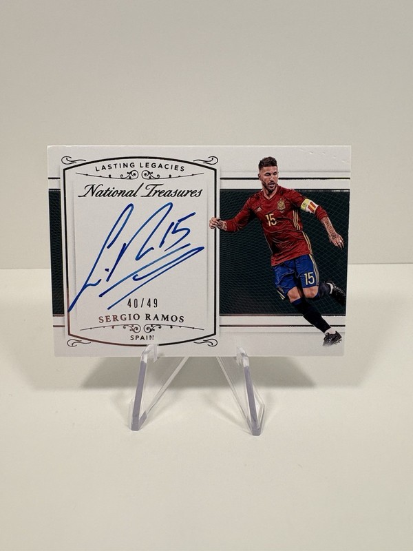 2018 National Treasures Lasting Legacies Sergio Ramos On Card Auto /49 Damage