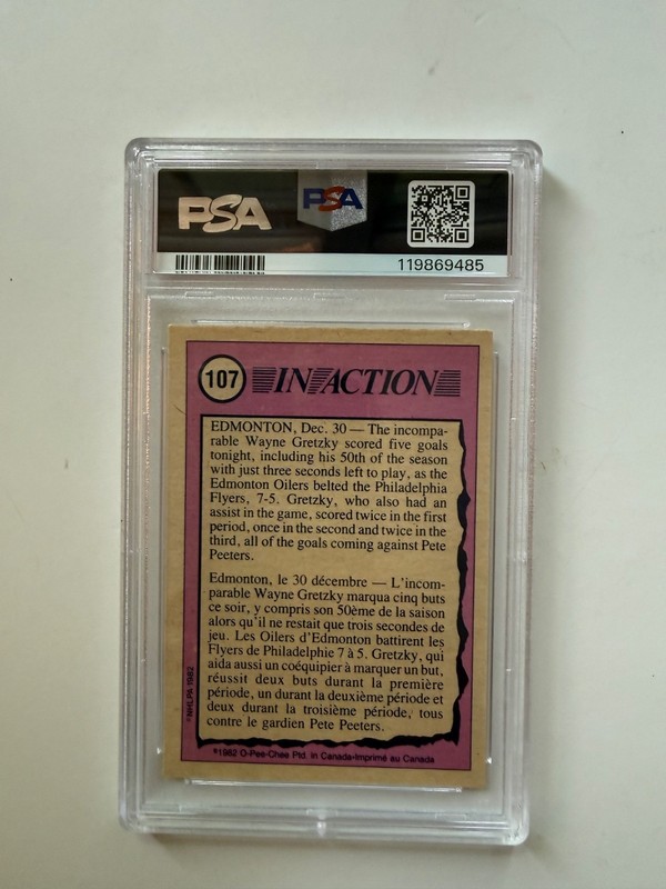 1982-83 O-Pee-Chee - In Action Wayne Gretzky #107 PSA 8 view 2