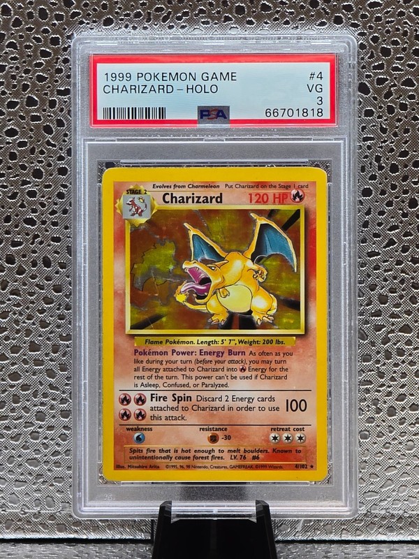 Pokémon TCG | Charizard 4/102 Base Set Holo Rare English 1999 | PSA 3