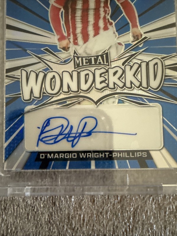 2022 Leaf Metal D'Margio Wright-Phillips Wonderkid Auto Prismatic Blue /25 view 2