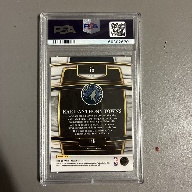 2021-22 Panini Select Karl-Anthony Towns #10 Green Disco Prizm /5 PSA 10 POP 1 view 2
