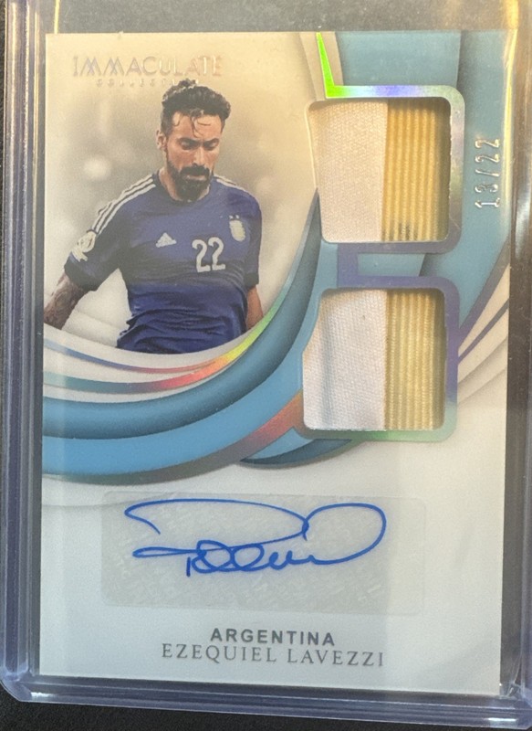 2018-19 Immaculate Ezequiel Lavezzi Dual Patch Auto #’d 13/22 Player Worn view 1