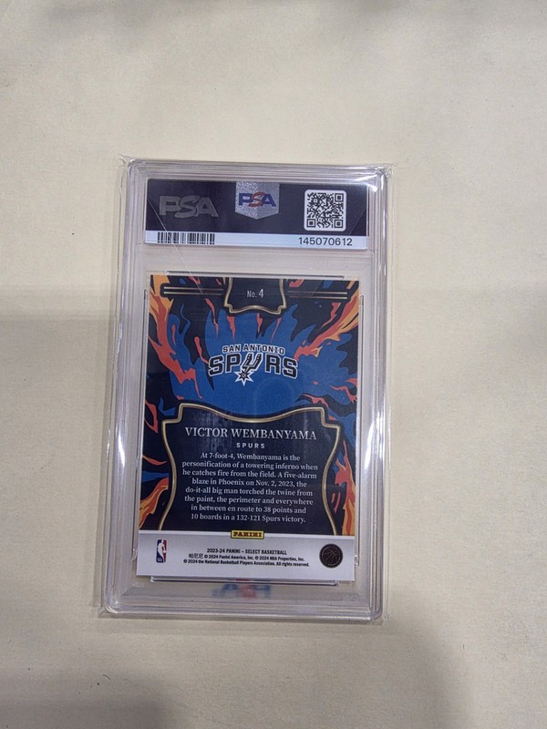 2023-24 Panini Select - En Fuego Victor Wembanyama #4 (RC) PSA 10 view 2