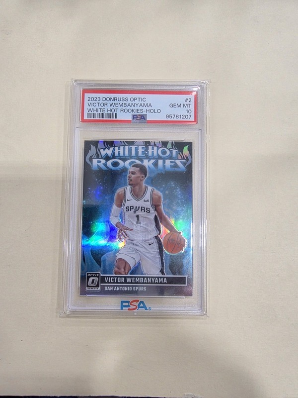 2023-24 DONRUSS OPTIC WHITE HOT ROOKIES HOLO VICTOR WEMBANYAMA PSA 10 GEM-MINT 