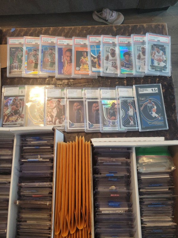 NBA BASKETBALL💥 HOT PACK. 1 PSA SLAB!💥PSA 10💥MYSTERY PACK! 25 Cards 💥 view 2
