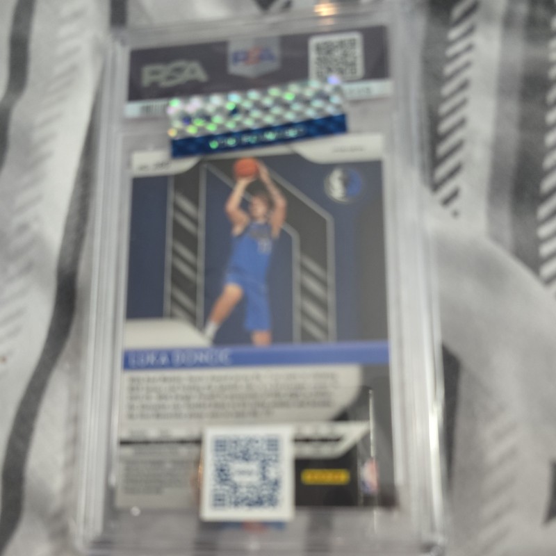 LUKA DONCIC 2018/19 PANINI PRIZM #280 RC ROOKIE SILVER PRIZMS SP PSA 9 MINT view 2