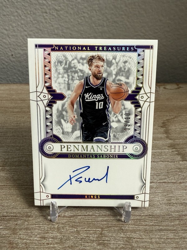 2023-24 National Treasures Penmanship Domantas Sabonis /10 NBA On-card Auto