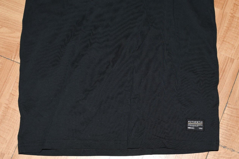 NIKE FC LOGO MENS SOCCER T-SHIRT - MENS SIZE MEDIUM view 2