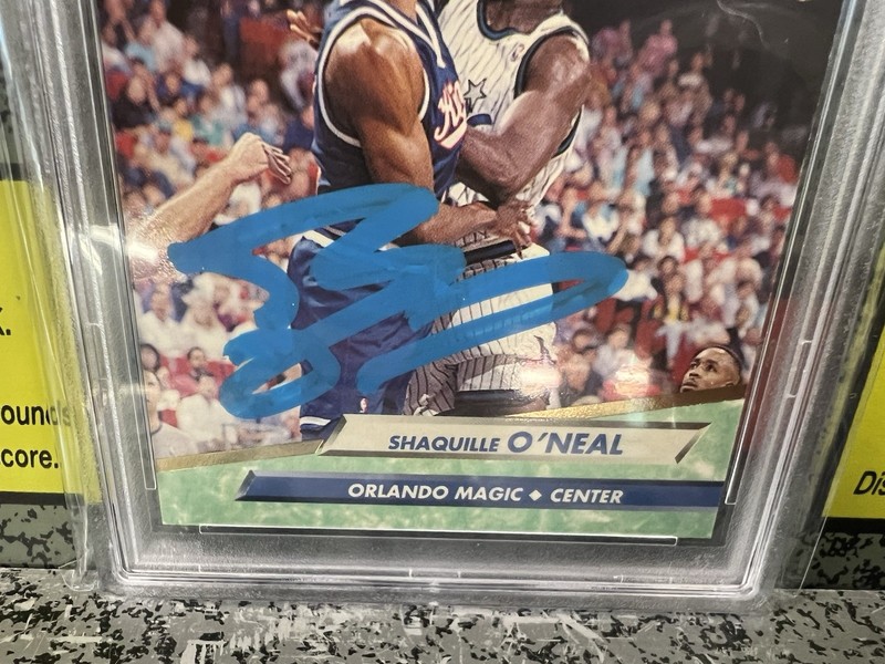 1992-93 Fleer Ultra Shaquille O'Neal #328 RC Rookie Shaq Signed Auto PSA DNA view 2