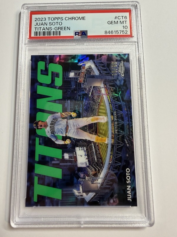 2023 Topps Chrome Titans Juan Soto /99 SP Green Refractor Pop 4 PSA 10