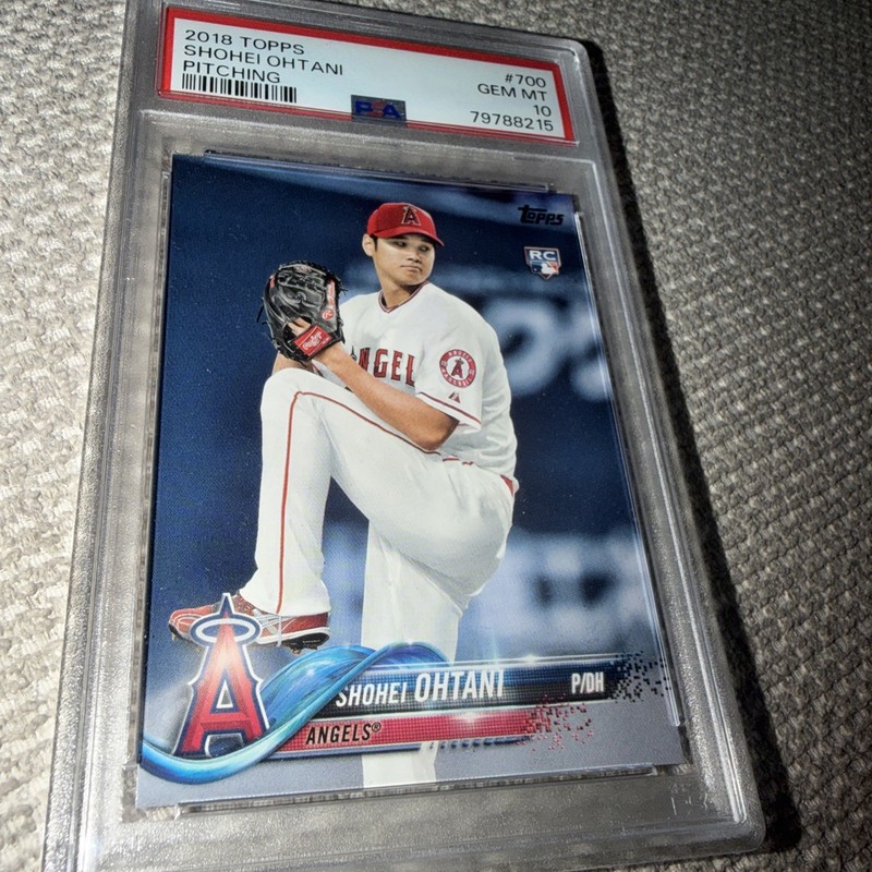 2018 Topps - Shohei Ohtani #700 White Jersey (RC) PSA GEM MINT MT 10