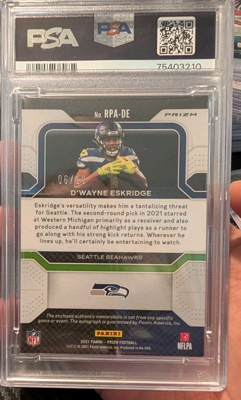 2021 Panini Prizm - Rookie Patch Auto D'Wayne Eskridge #RPA-DE Gold Prizm /10 view 2