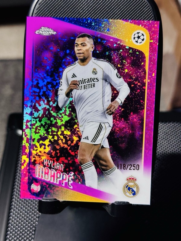 2025-2026 topps chrome UCC Kylian Mbappe /250 Pink Mini Diamond Real Madrid