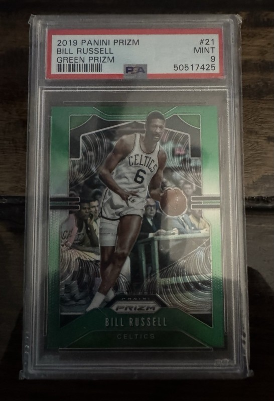 2019-20 Panini Prizm Green Refractor Prizm #21 Bill Russell Boston Celtics PSA 9