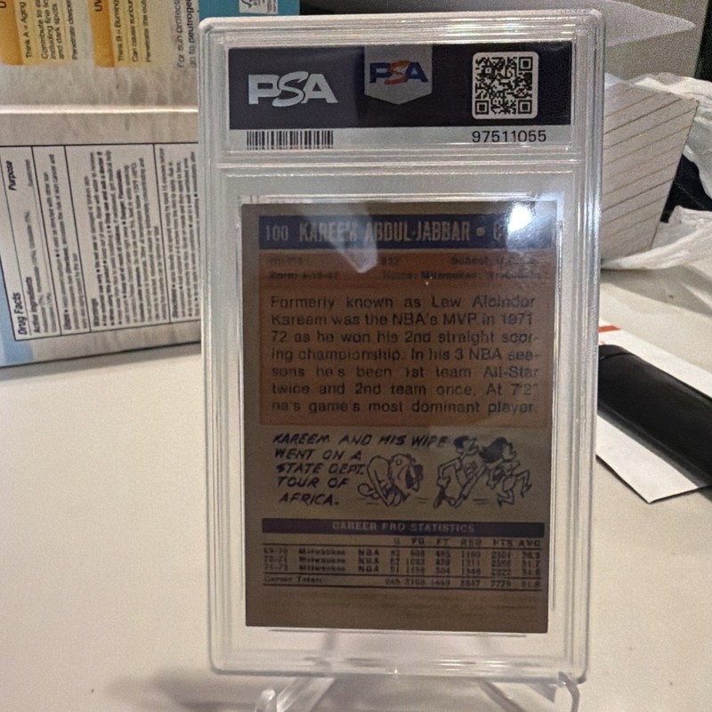 1972 Topps #100 Kareem Abdul Jabbar PSA 4 VG-EX NICE EYE APPEAL HOF view 2