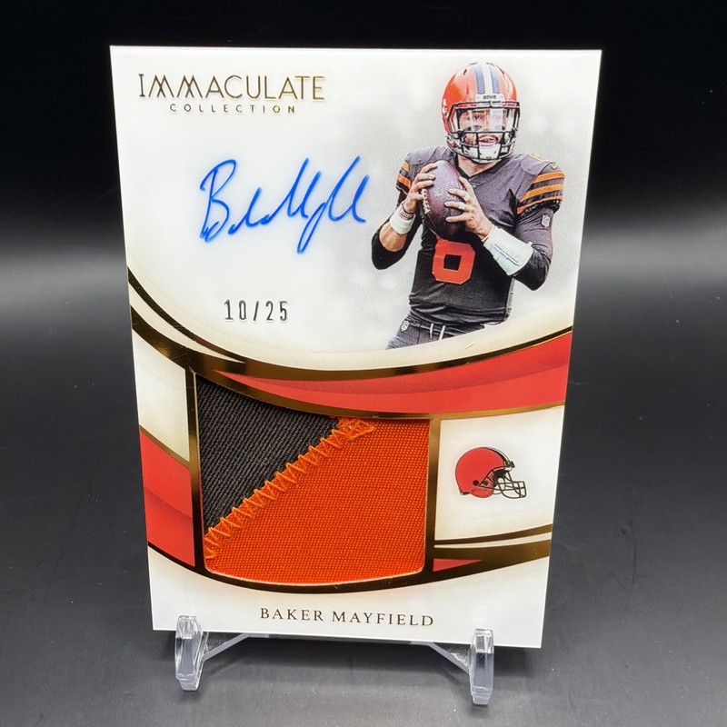 2019 Panini Immaculate Baker Mayfield Worn Patch Auto /25  Bucs/ Browns