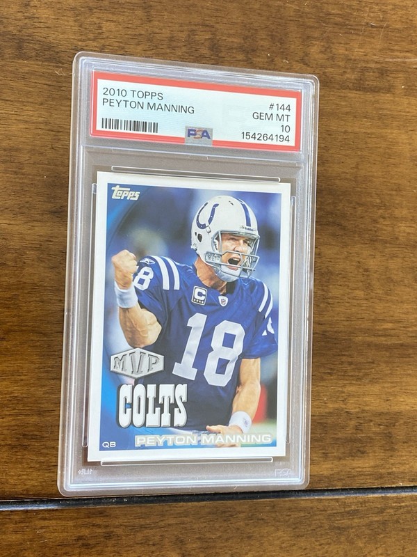 2010 Topps Peyton Manning #144 PSA 10